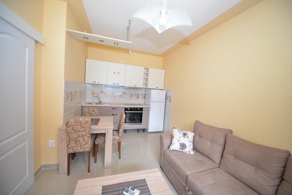 Apartments M&T Kotor Eksteriør billede